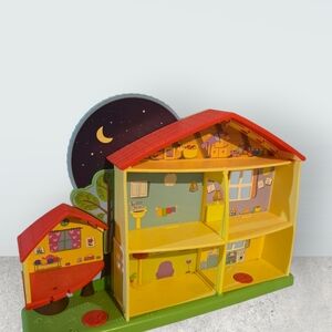 Peppa Pig Playtime To Bedtime Play House Set